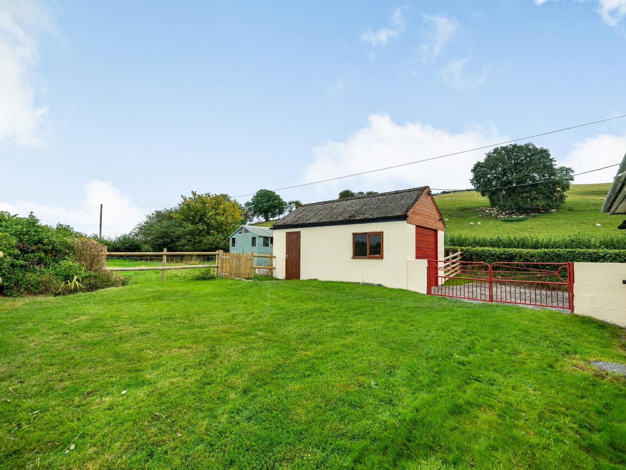Villa Meadowcroft Bettws Disserth Exterior foto